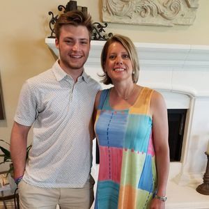 Meet your Posher, Cameron